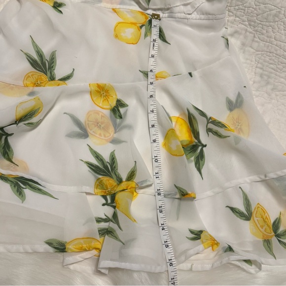 White dress with lemon print Size L. - Picture 5 of 10